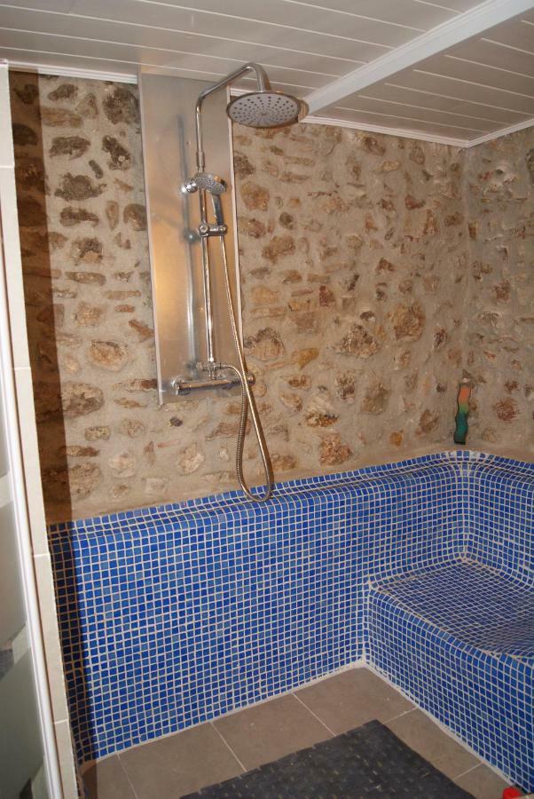 Apartament Codina 40 Apartment Torroella De Montgri Ngoại thất bức ảnh